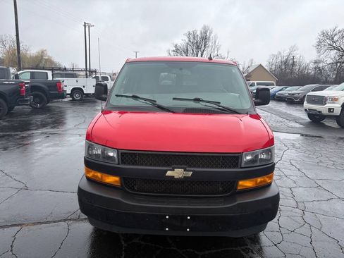 Used 2020 Chevrolet Express 3500 LS RWD image 2