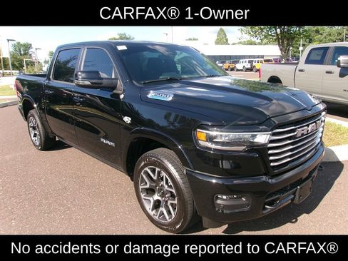 Used 2026 RAM 1500 Laramie AWD/4WD image 2