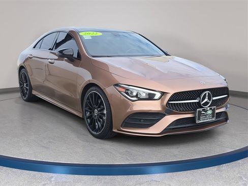Used 2022 Mercedes-Benz CLA 250 image 4