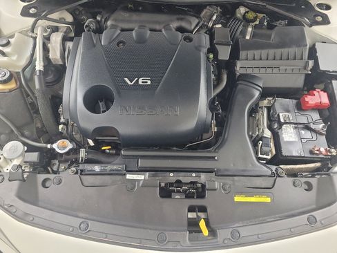 Used 2016 Nissan Maxima SR FWD image 30