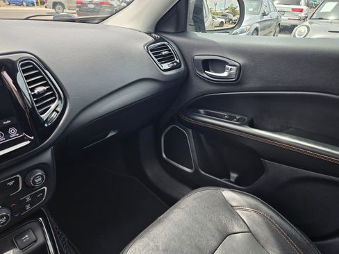 Used 2020 Jeep Compass Limited FWD image 37