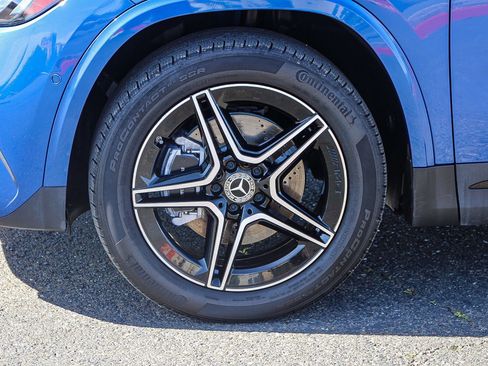Certified 2025 Mercedes-Benz GLA 250 4MATIC image 9