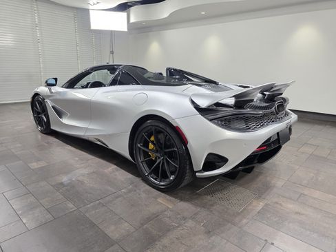New 2027 McLaren 750S Spider RWD image 4