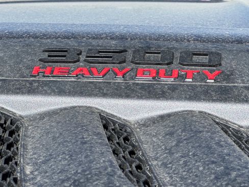 New 2026 RAM 3500 Laramie AWD/4WD image 25