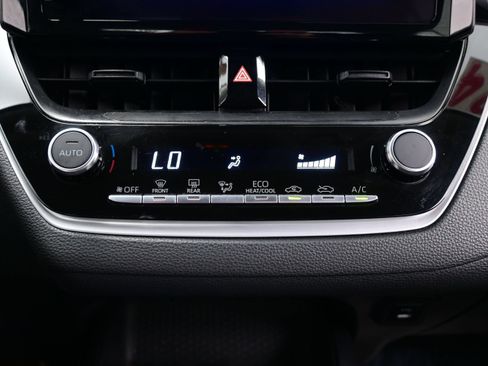 Used 2024 Toyota Corolla LE FWD image 18