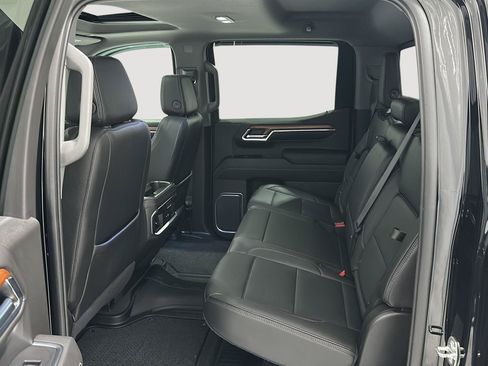 Used 2022 GMC Sierra 1500 Denali AWD/4WD image 25