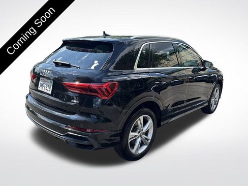 Used 2020 Audi Q3 2.0T Premium w/ Convenience Package AWD/4WD image 5
