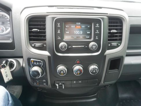 Used 2018 RAM 1500 Express w/ Express Value Package AWD/4WD image 15