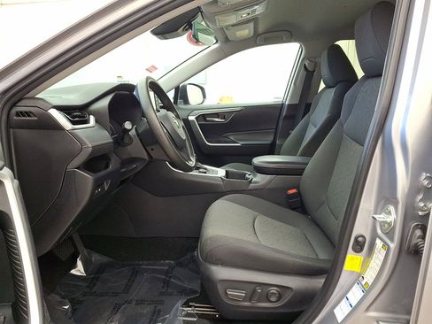 Certified 2022 Toyota RAV4 XLE image 11