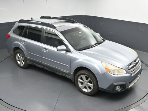 Used 2014 Subaru Outback 2.5i Limited image 33