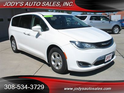 Used 2017 Chrysler Pacifica Touring Plus