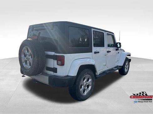 Used 2015 Jeep Wrangler Unlimited Sahara w/ Dual Top Group image 5