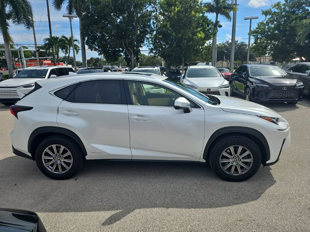 Used 2018 Lexus NX 300h AWD w/ Comfort Package image 4