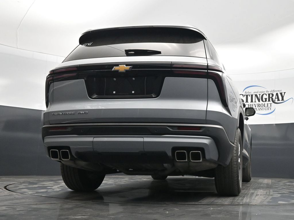 Certified 2025 Chevrolet Traverse LT AWD/4WD image 31