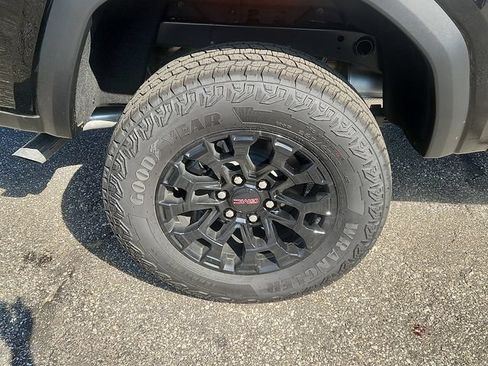 New 2026 GMC Canyon Elevation RWD image 5