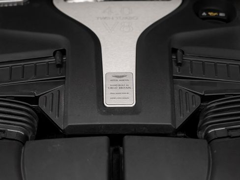 Used 2023 Aston Martin DBX AWD/4WD image 75