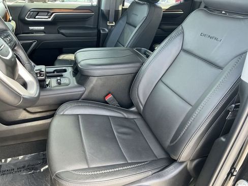 Used 2025 GMC Sierra 1500 Denali image 28