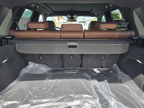 New 2026 BMW X5 xDrive40i w/ Executive Package image 9