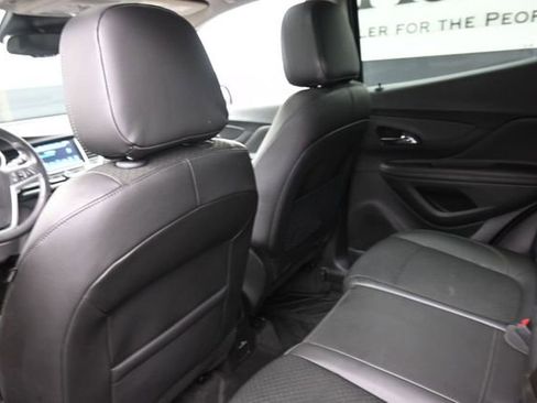Used 2021 Buick Encore Preferred w/ Safety Package II AWD/4WD image 19