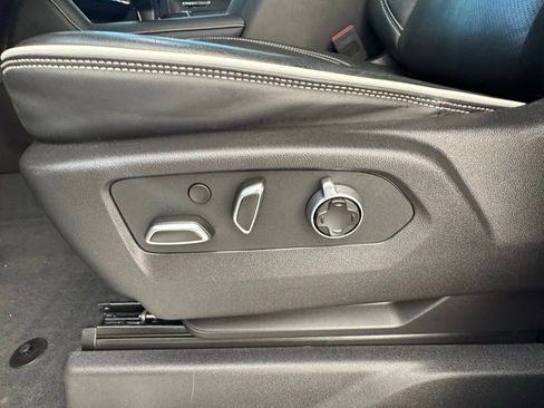 Used 2024 GMC Sierra 1500 AT4X image 31