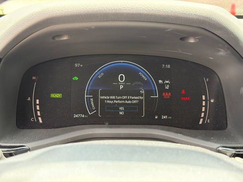 Used 2025 Toyota Camry LE w/ Convenience Package FWD image 27