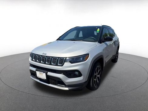 Used 2025 Jeep Compass Limited AWD/4WD image 7