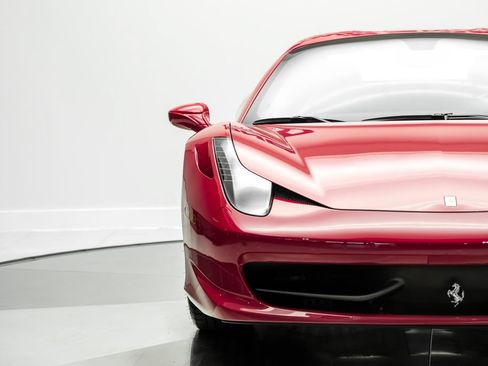Used 2014 Ferrari 458 Spider RWD image 46