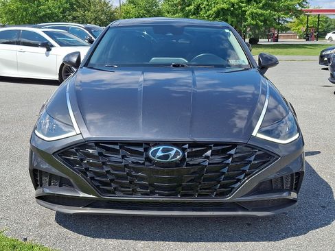 Used 2020 Hyundai Sonata SEL w/ Convenience + Sunroof Package FWD image 2
