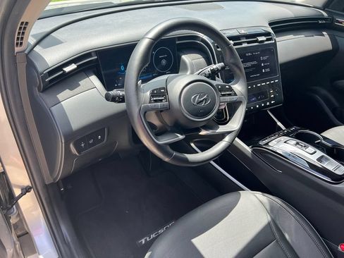 Certified 2023 Hyundai Tucson Limited FWD image 18