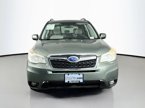 Used 2015 Subaru Forester 2.5i Touring w/ Popular Package #1 AWD/4WD image 2