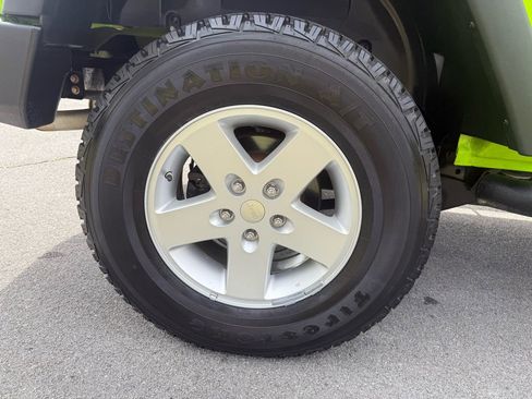 Used 2012 Jeep Wrangler Sport w/ Connectivity Group image 13