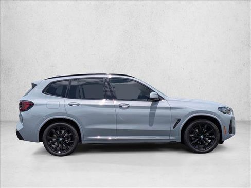 Used 2024 BMW X3 xDrive30i AWD/4WD image 4