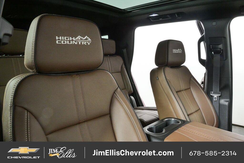 New 2026 Chevrolet Tahoe High Country w/ Sun And Tow Package AWD/4WD image 23