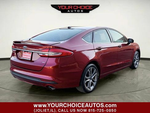 Used 2017 Ford Fusion SE w/ Equipment Group 201A FWD image 3