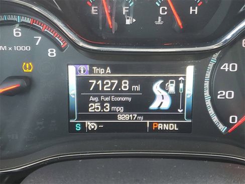 Used 2017 Chevrolet Cruze Premier image 12