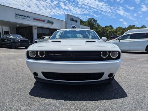 Used 2023 Dodge Challenger SXT RWD image 10