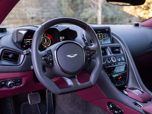 Used 2023 Aston Martin DBS Base image 31
