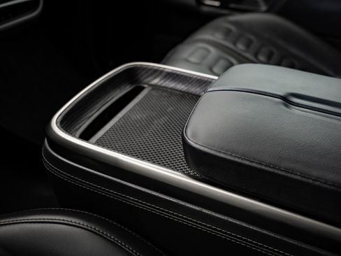 Used 2023 Rivian R1S Adventure image 40