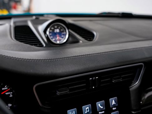 Used 2017 Porsche 911 Targa 4 GTS image 13