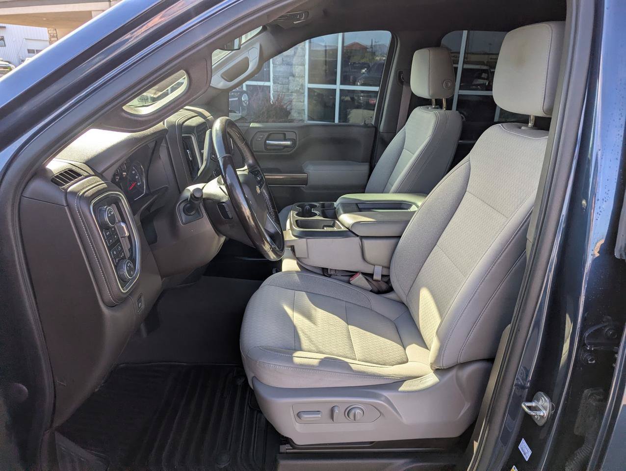 Used 2021 Chevrolet Silverado 1500 LT w/ Z71 Off-Road Package AWD/4WD image 14
