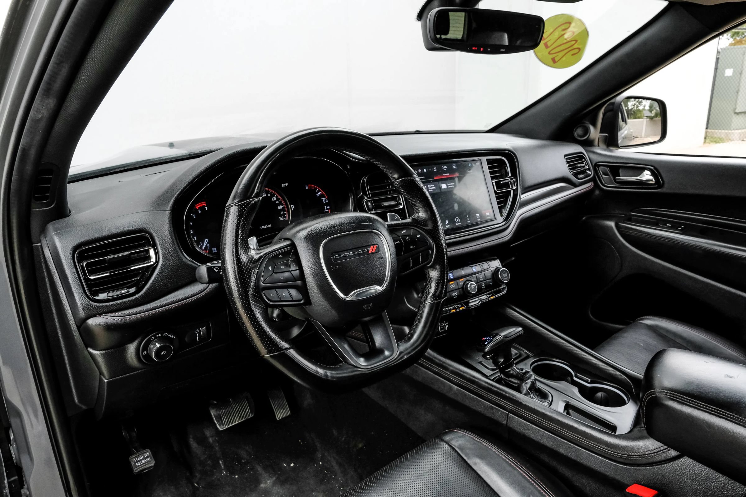 Used 2022 Dodge Durango R/T w/ Blacktop Package AWD/4WD image 3