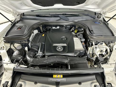 Certified 2018 Mercedes-Benz GLC 300 image 33
