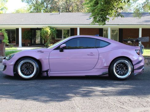 Used 2019 Toyota 86 RWD image 2