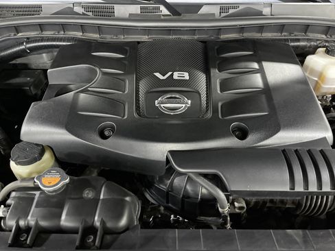 Used 2017 Nissan Armada Platinum w/ Interior Lighting Package image 18