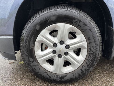 Used 2014 Chevrolet Traverse LS FWD image 9
