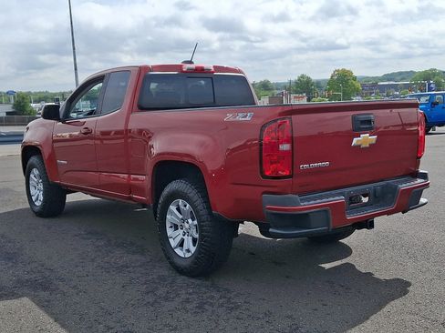 Used 2016 Chevrolet Colorado Z71 AWD/4WD image 4