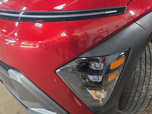 Used 2024 Hyundai Kona SEL AWD/4WD image 32