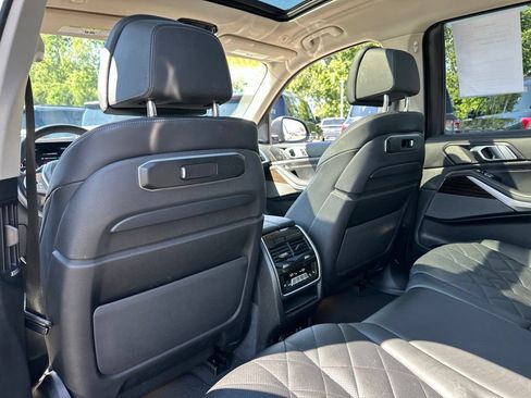Used 2024 BMW X7 xDrive40i AWD/4WD image 52
