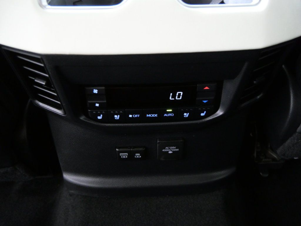 Used 2023 Toyota Sequoia Capstone AWD/4WD image 21