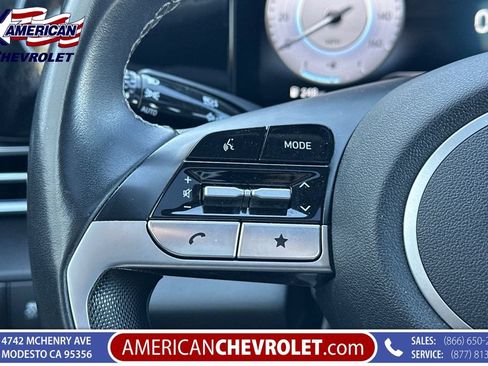 Used 2025 Hyundai Elantra SEL FWD image 32